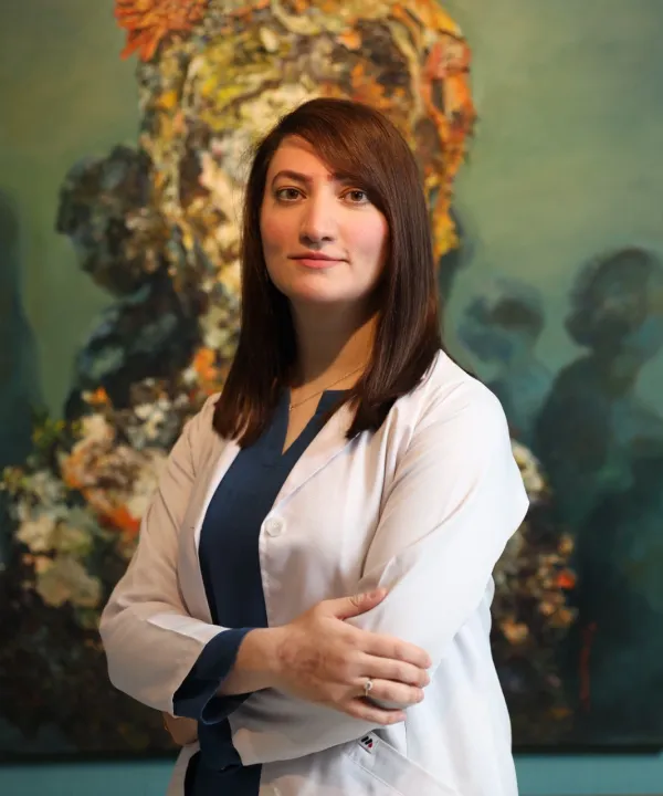 Dr. Zainab Jalil, Consultant Dermatologist & Aesthetic Specialist